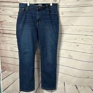 LL Bean Women’s Classic fit stretch jeans size 14